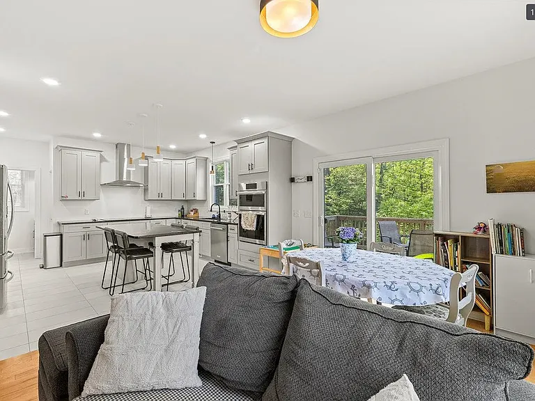 1176C Nelson Dr — Photo 6