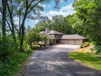 N2015 Stonecrest ROAD, La Crosse, WI, 54601