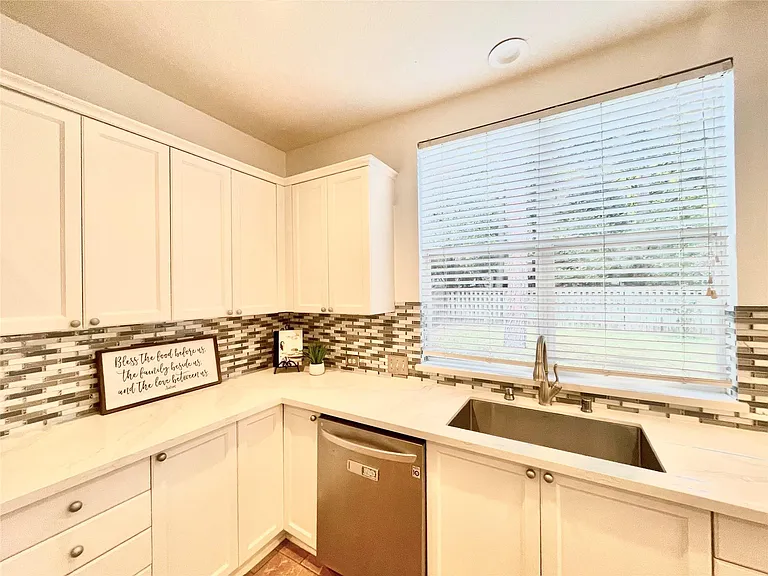 11 Dalea Pl — Photo 21
