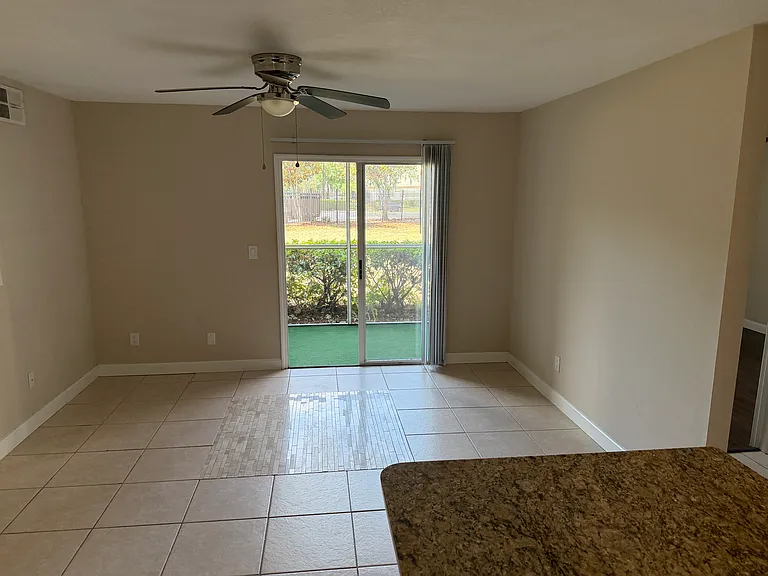 6004 Westgate Dr #102 — Photo 6