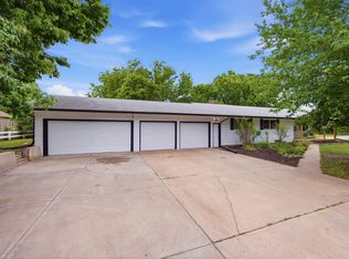 33 Regal Cres, Newton, KS 67117
