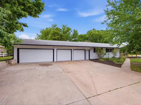 33 Regal Cres, Newton, KS 67117