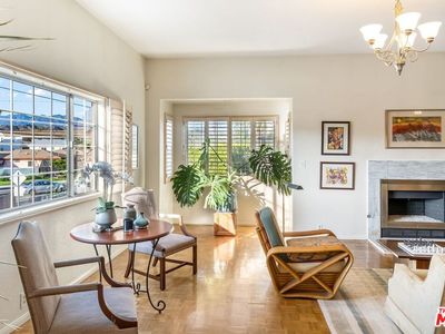 4220 Toland Way, Los Angeles, CA, 90065