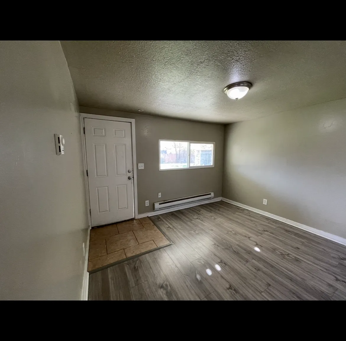 1 bed, 986 sqft, $850 — Photo 1