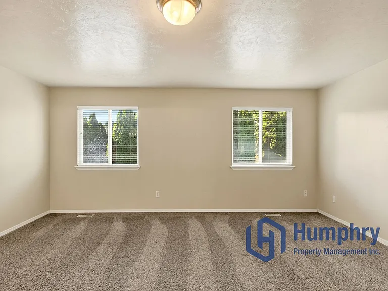 3527 E Hand Cart Ln — Photo 24