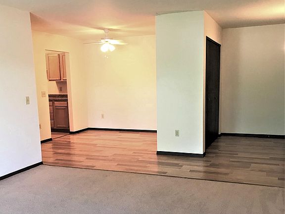 5th image of 2426 Chalet Gardens Ct APT 5