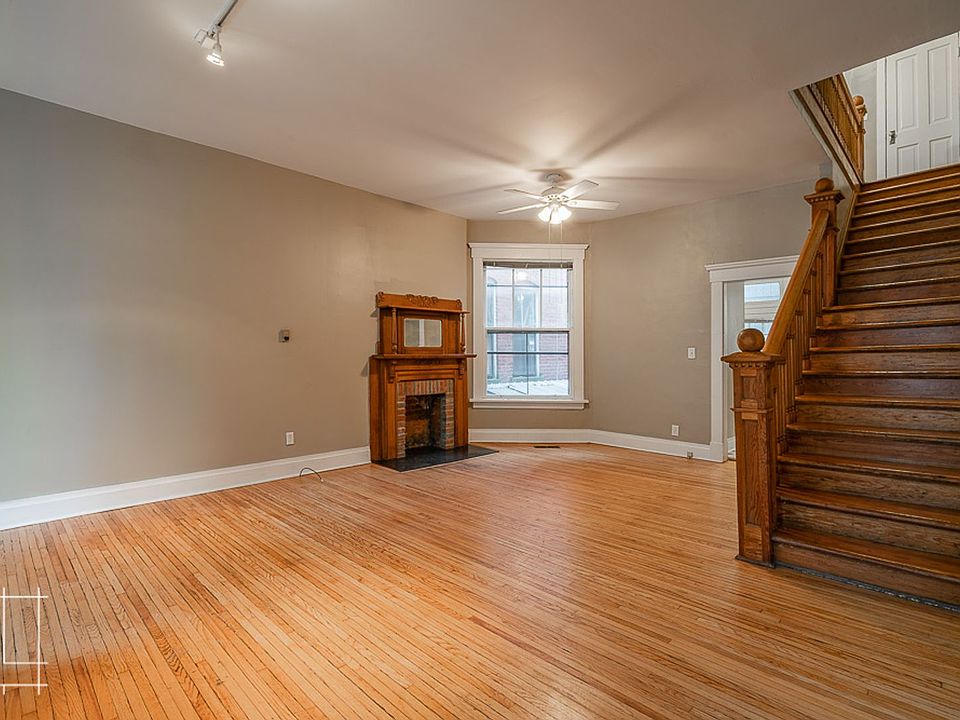 1st image of 28-50 W Hubbard Ave #40