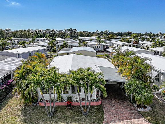 2nd image of 19 Del Prado Dr