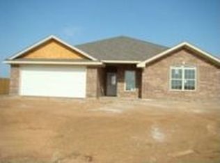 1006 Bell Rd N, Iowa Park, TX 76367