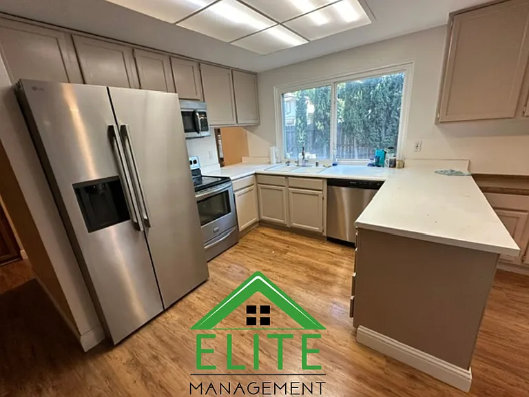 2901 Davenport Way — Photo 9