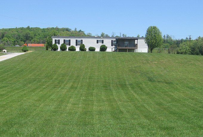 HUGE FRONT LAWN!