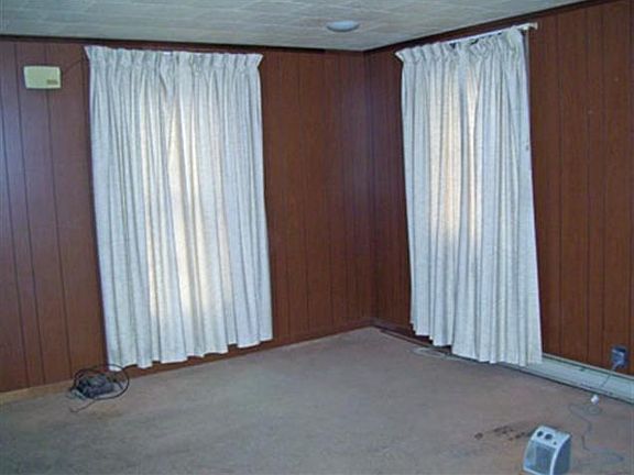 3rd image of 604 N East St