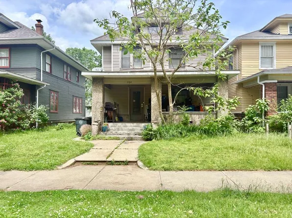 1104 Woodward Ave, South Bend, IN 46616