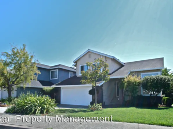 86 Del Oro Lagoon, Novato, CA 94949