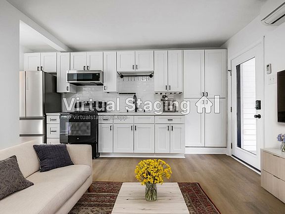 5th image of 3318 S Saratoga St #103