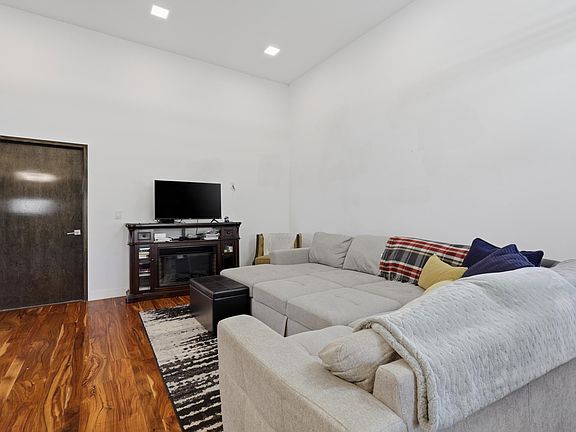 5th image of 3148 Conservation Way