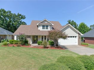 9704 Bridgeford Rd, Fort Smith, AR 72908