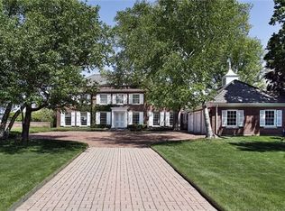 203 Sheridan Rd, Kenilworth, IL 60043