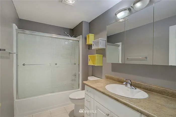 4012 S 158th St #H — Photo 12