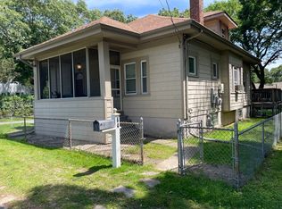 64 Pembroke Ave, Acushnet, MA 02743