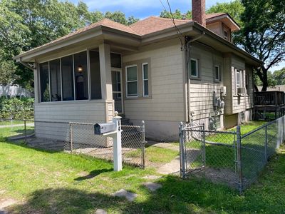 64 Pembroke Ave, Acushnet, MA, 02743