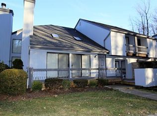 42 White Oak Ct, Monmouth Junction, NJ 08852