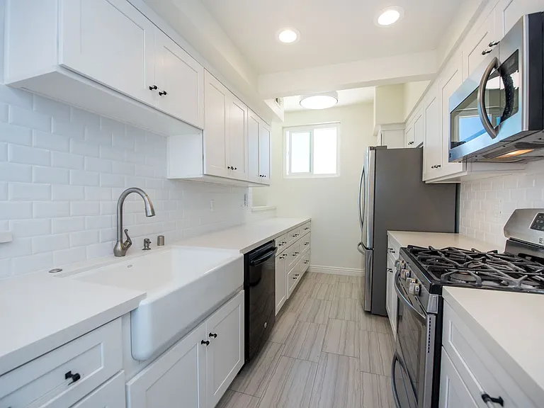3299 Tempe Dr — Photo 13