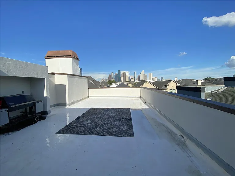 1012 Crocker St — Photo 44
