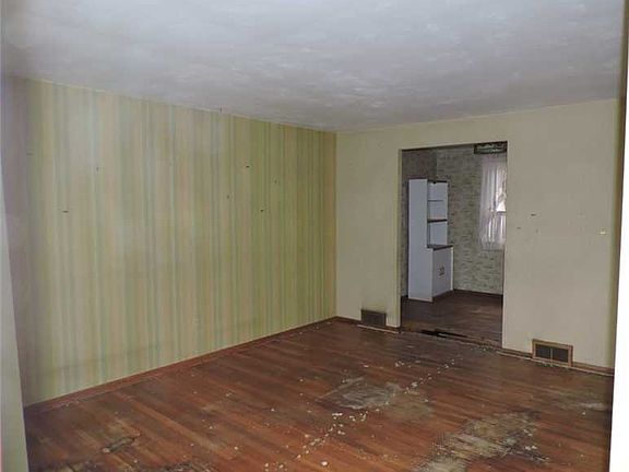 4th image of 313 Westland Dr