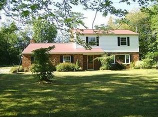 7627 Norton Dr, Madison, OH 44057