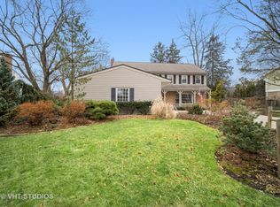 2551 Shannon Rd, Northbrook, IL 60062