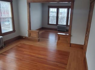 429 Broadway St FLOOR 3, Chicopee, MA 01020