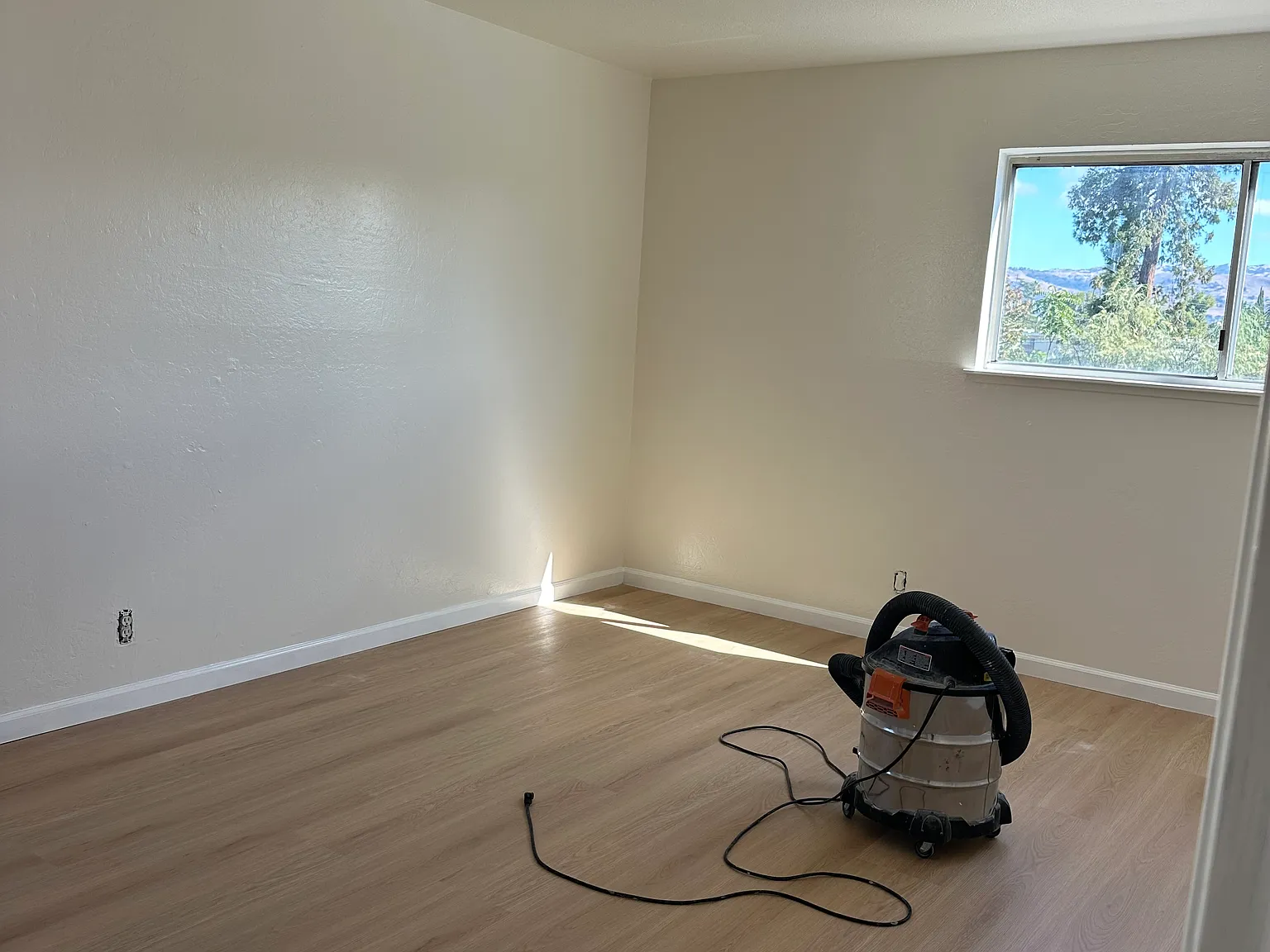 2 bed, 800 sqft, $2,800 — Photo 3