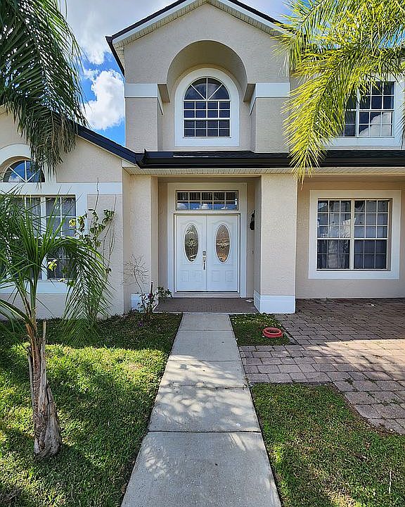 Front entryway