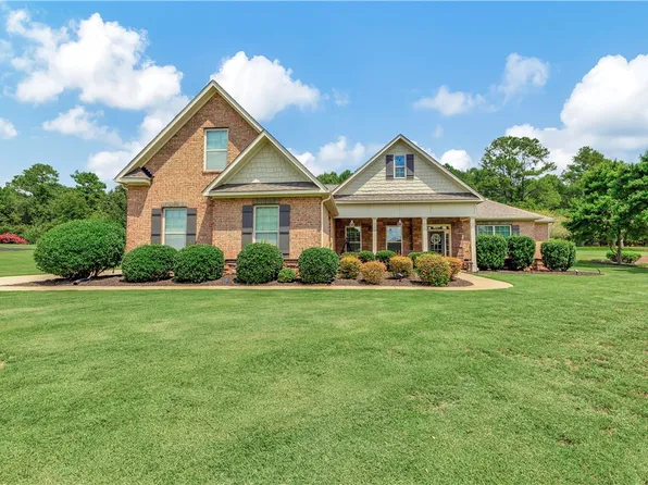 211 Vining Xing, Belton, SC 29627