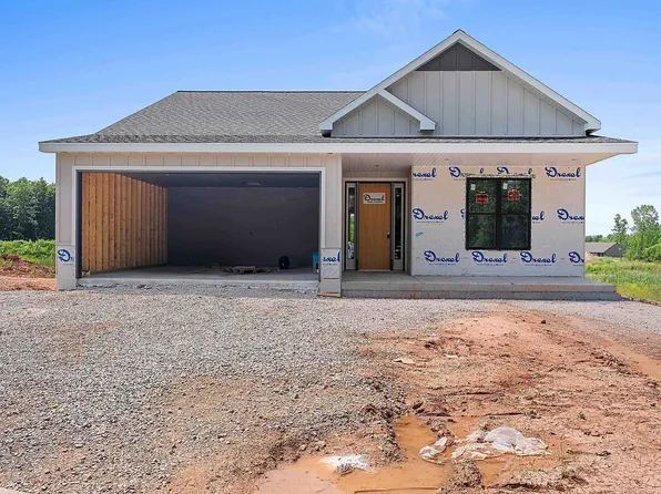475 Breccia Way, Green Bay, WI 54311