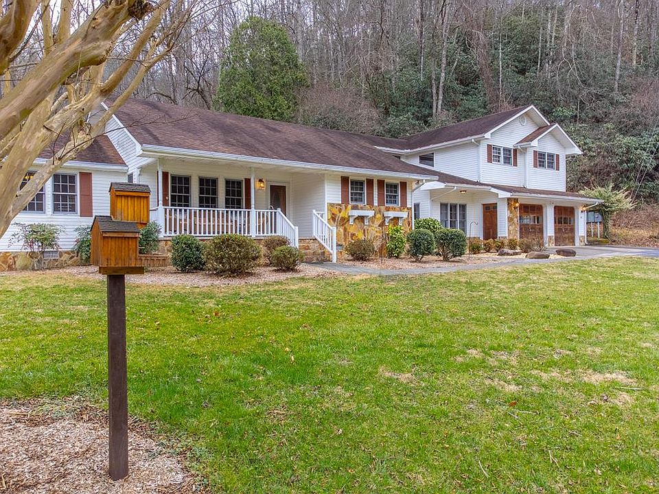 1st image of 1107 Panther Creek