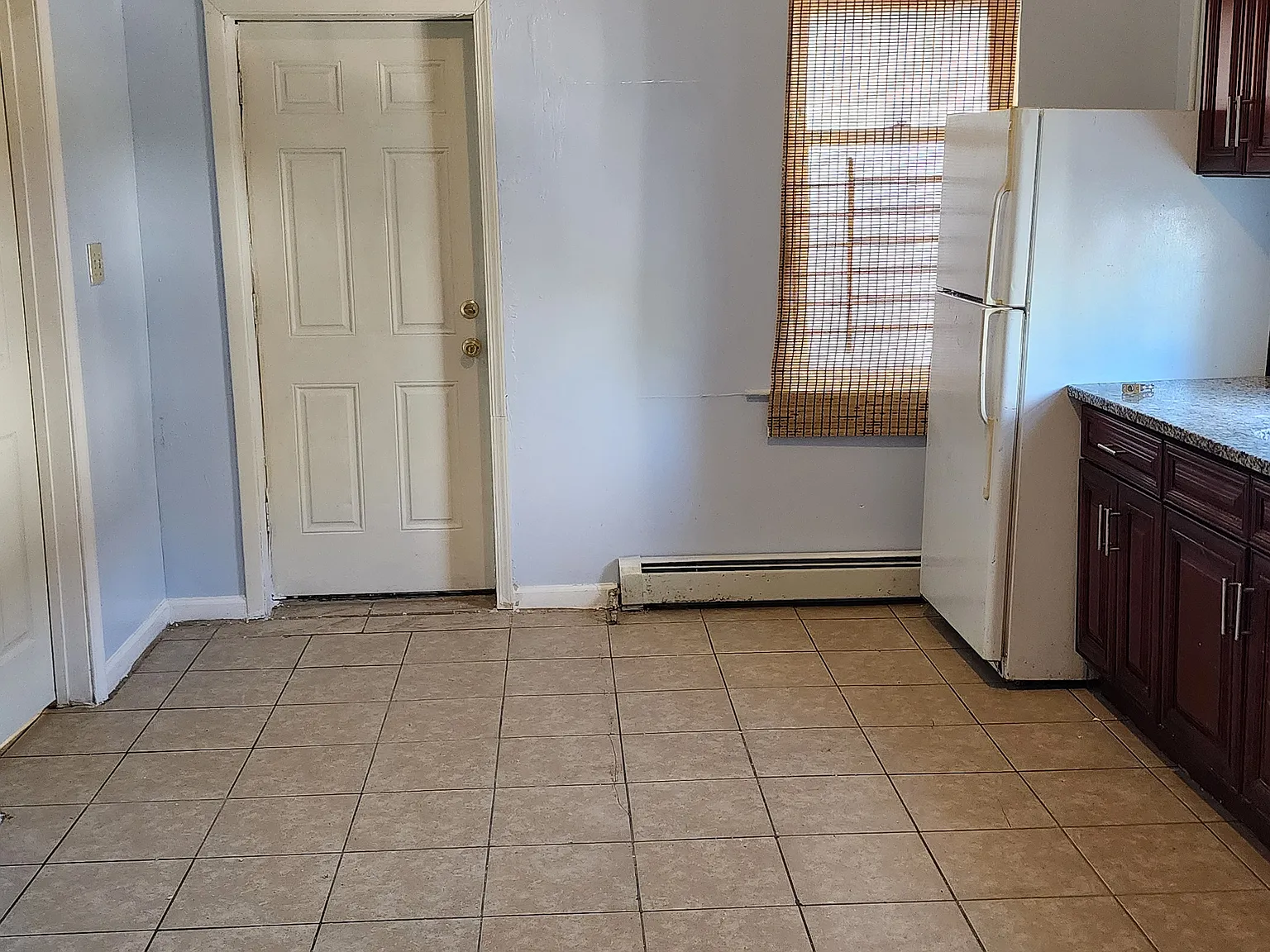 2 bed, $1,275 — Photo 2