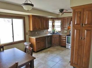 7300 W Burdick Ave, Milwaukee, WI 53219