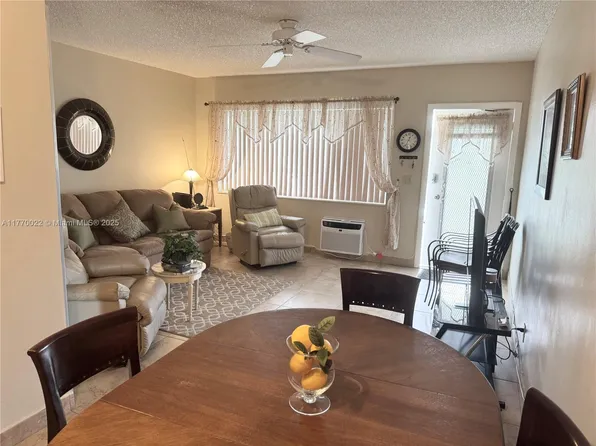 900 Atlantic Shores Blvd APT 220, Hallandale, FL 33009