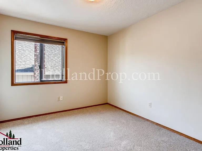 5817 NW 178th Ave — Photo 20