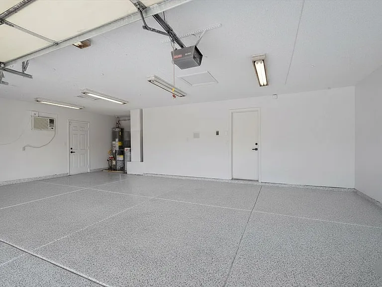 3382 Montessouri St — Photo 38