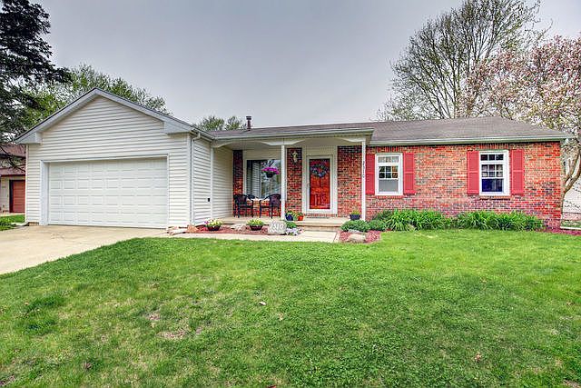 1st image of 2310 Tamarack Dr