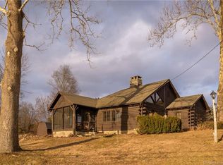 25 Birch Ln, New Milford, CT 06776