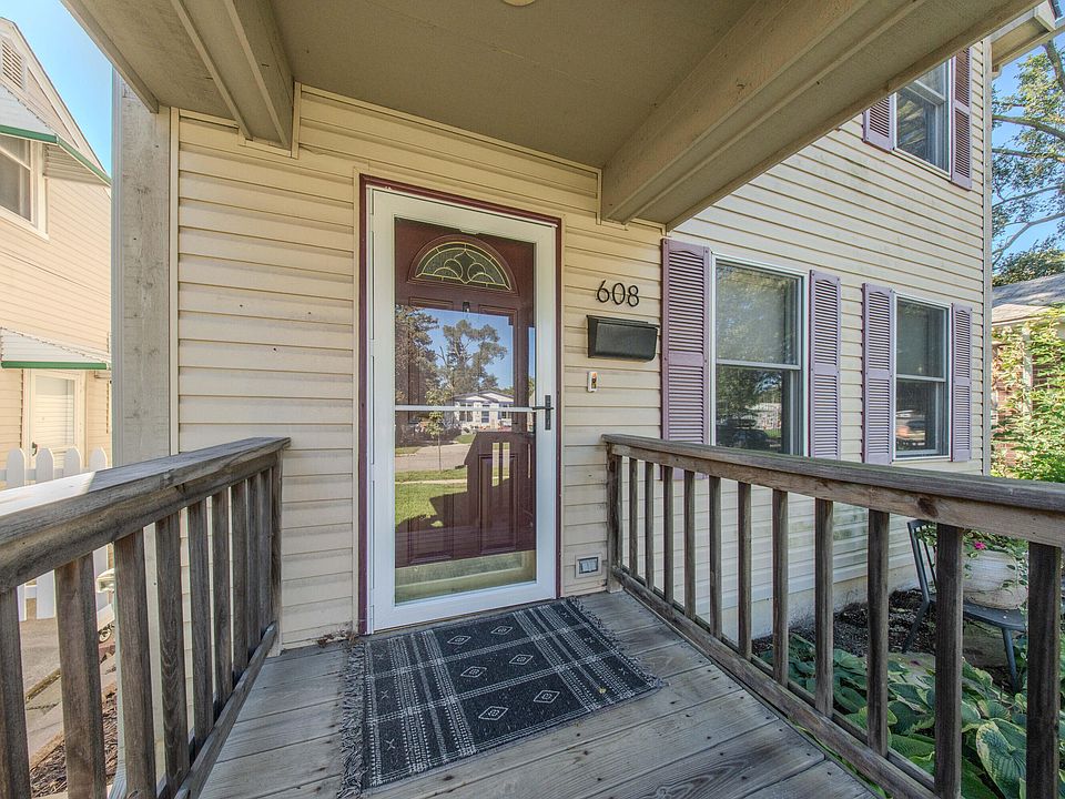 608 Silman St, photo 9