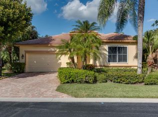 10879 Royal Devon Way, Wellington, FL 33449