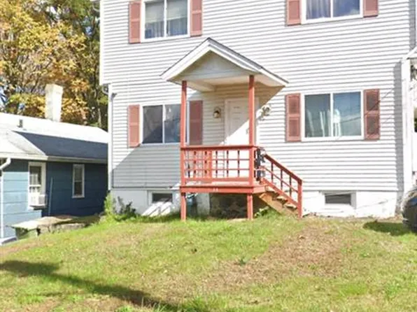 35 Woodward Ave, Waterbury, CT 06705