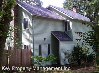 1350 Parrish St, Lake Oswego, OR 97034