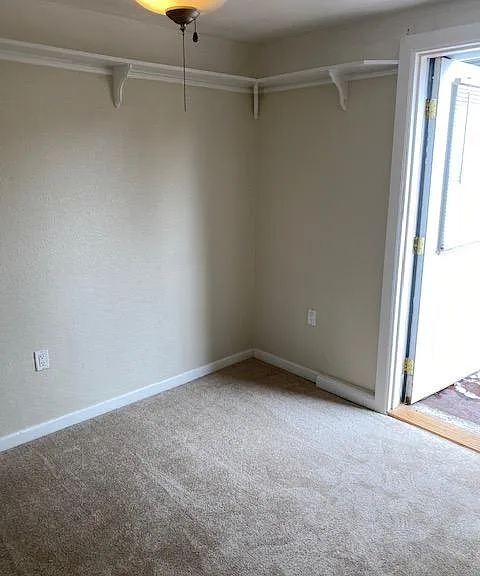 Master Bedroom with ceiling fan