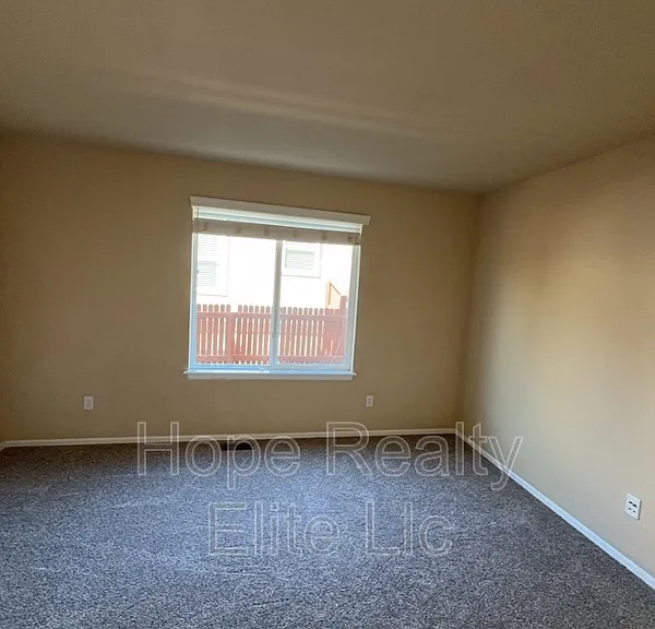 12119 Point Reyes Dr — Photo 6